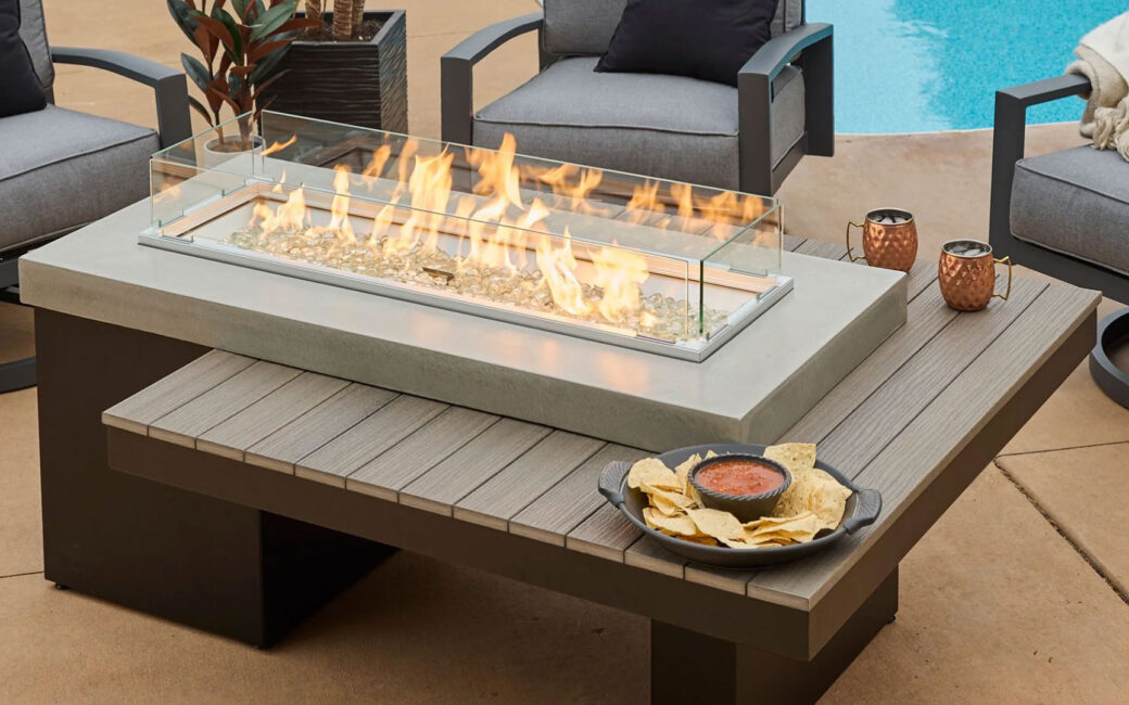 Outdoor Great Room Uptown Linear Fire Pit