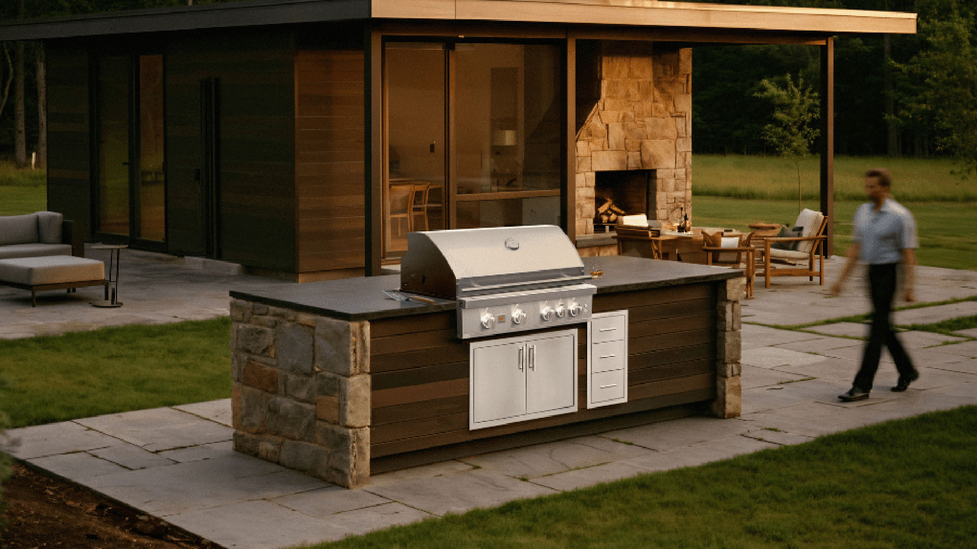 Summerset Sizzler Pro Series Gas Grill